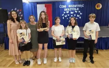 Wyr&oacute;żnieni uczniowie klasy 5a